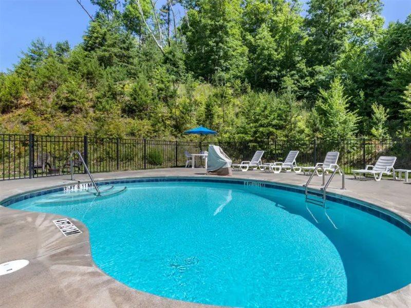 Microtel Inn & Suites Dillsboro/Sylva Eksteriør billede
