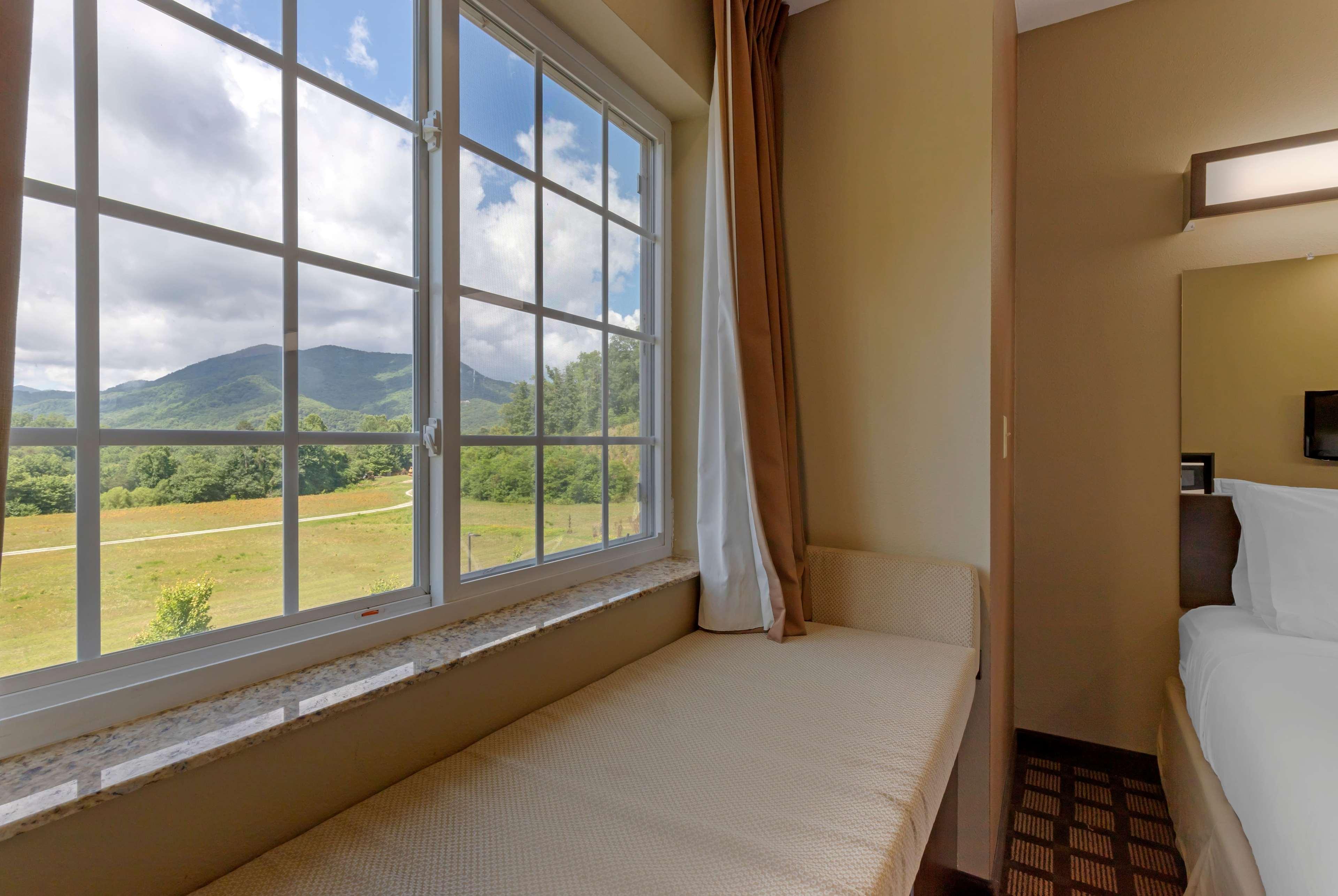 Microtel Inn & Suites Dillsboro/Sylva Eksteriør billede