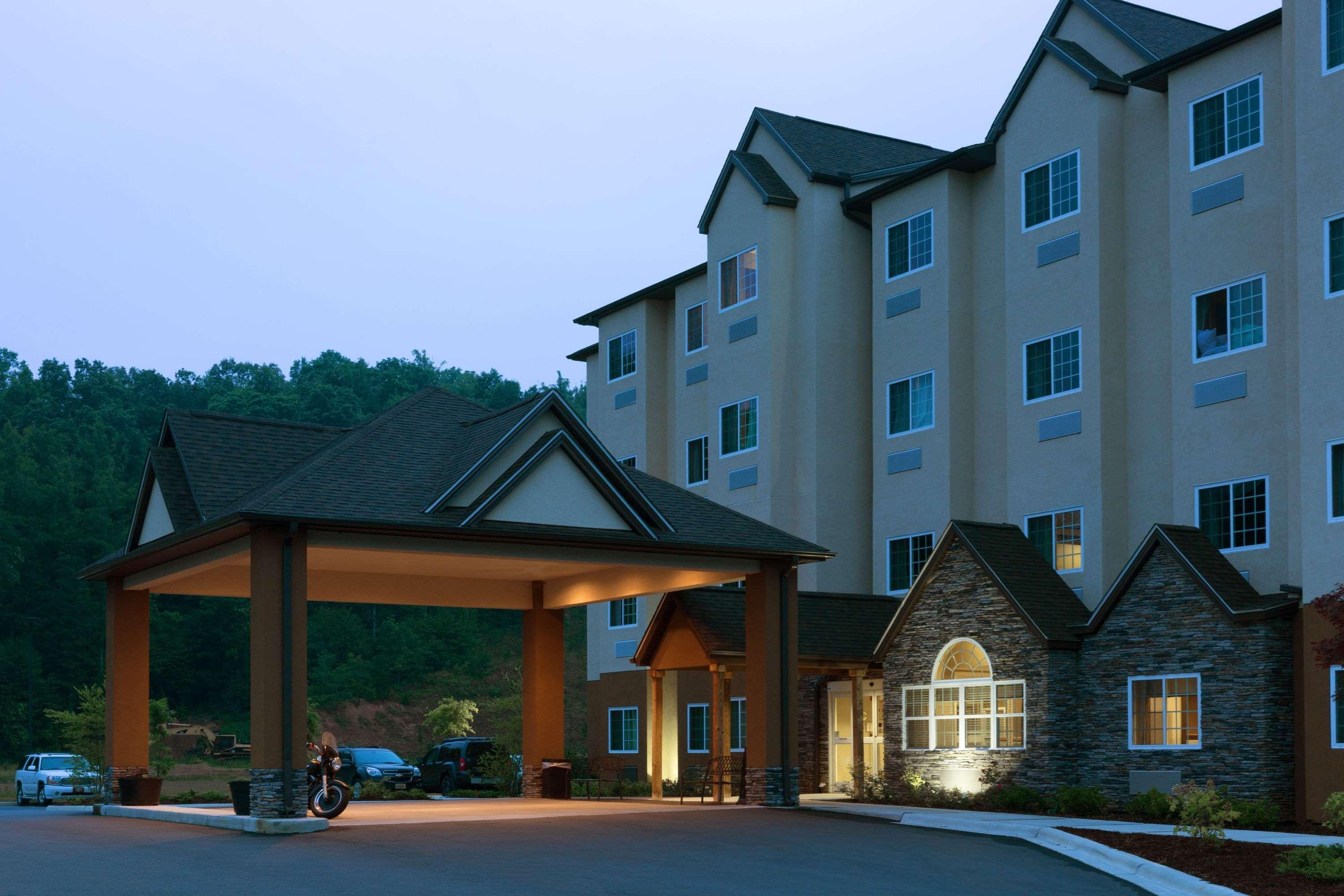 Microtel Inn & Suites Dillsboro/Sylva Eksteriør billede