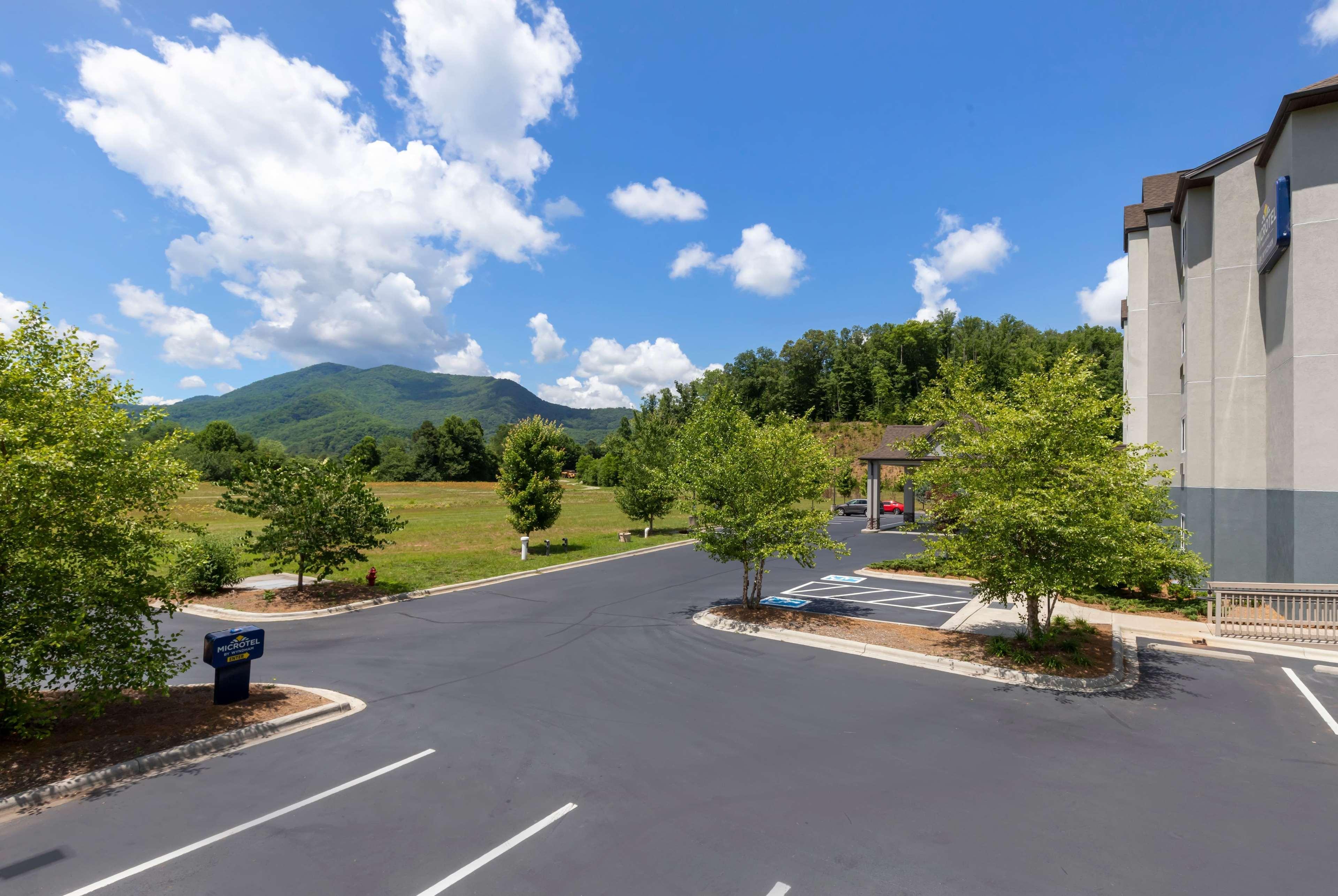 Microtel Inn & Suites Dillsboro/Sylva Eksteriør billede